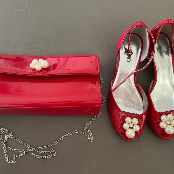 Red Patent Leather Look with Pearls Clutch and Shoes - Picture 1 of 7